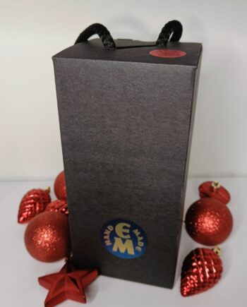 Kinkekarp must,logoga